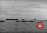 Immagine di Landing Craft Fanteria Baie de la Seine Normandia Francia, 1944, secondo 45 filmato di repertorio 65675047874
