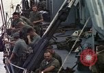 Immagine di Bayfield USS APA-33 Spiaggia Bianca Cappello Batangan Vietnam, 1965, secondo 5 filmato di repertorio 65675047887