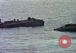 Immagine di Bayfield USS APA-33 Spiaggia Bianca Cappello Batangan Vietnam, 1965, secondo 25 filmato di repertorio 65675047887
