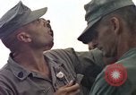Immagine di Bayfield USS APA-33 Spiaggia Bianca Cappello Batangan Vietnam, 1965, secondo 43 filmato di repertorio 65675047887