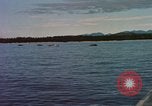 Immagine di Lo sbarco del veicolo personale cingolato-5 Spiaggia Bianca Cappello Batangan Vietnam, 1965, secondo 57 filmato di repertorio 65675047888