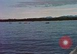 Immagine di Lo sbarco del veicolo personale cingolato-5 Spiaggia Bianca Cappello Batangan Vietnam, 1965, secondo 61 filmato di repertorio 65675047888