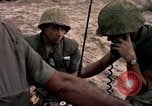 Immagine di Stati Uniti Marines Spiaggia Bianca Cappello Batangan Vietnam, 1965, secondo 30 filmato di repertorio 65675047889