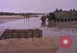Immagine di Stati Uniti Marines Spiaggia Bianca Cappello Batangan Vietnam, 1965, secondo 26 filmato di repertorio 65675047891