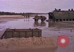 Immagine di Stati Uniti Marines Spiaggia Bianca Cappello Batangan Vietnam, 1965, secondo 27 filmato di repertorio 65675047891