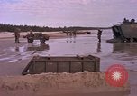 Immagine di Stati Uniti Marines Spiaggia Bianca Cappello Batangan Vietnam, 1965, secondo 31 filmato di repertorio 65675047891