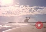 Standbild Vereinigten Staaten Marines Cap Batangan Vietnam, 1965, aus Sekunde 7 historischem Filmmaterial Videoclip 65675047892