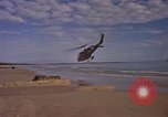 Standbild Vereinigten Staaten Marines Cap Batangan Vietnam, 1965, aus Sekunde 11 historischem Filmmaterial Videoclip 65675047892