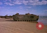 Standbild Vereinigten Staaten Marines Cap Batangan Vietnam, 1965, aus Sekunde 40 historischem Filmmaterial Videoclip 65675047892