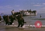 Standbild Vereinigten Staaten Marines Cap Batangan Vietnam, 1965, aus Sekunde 56 historischem Filmmaterial Videoclip 65675047892