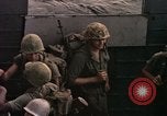 Image des Marines des États-Unis Plage Blanche Cap Batangan Vietnam, 1965, de la seconde 46 séquences d'archives historiques vidéo 65675047895