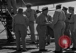 Standbild Admiral Chester Nimitiz W Iwo Jima, 1945, aus Sekunde 12 historischem Filmmaterial Videoclip 65675047896