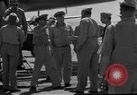 Standbild Admiral Chester Nimitiz W Iwo Jima, 1945, aus Sekunde 17 historischem Filmmaterial Videoclip 65675047896