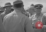 Standbild Admiral Chester Nimitiz W Iwo Jima, 1945, aus Sekunde 24 historischem Filmmaterial Videoclip 65675047896
