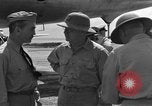 Standbild Admiral Chester Nimitiz W Iwo Jima, 1945, aus Sekunde 47 historischem Filmmaterial Videoclip 65675047896