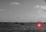 Standbild Landing Vehicle Tracked Iwo Jima, 1945, aus Sekunde 12 historischem Filmmaterial Videoclip 65675047899