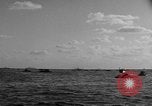 Standbild Landing Vehicle Tracked Iwo Jima, 1945, aus Sekunde 15 historischem Filmmaterial Videoclip 65675047899