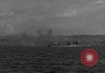 Standbild Landing Vehicle Tracked Iwo Jima, 1945, aus Sekunde 21 historischem Filmmaterial Videoclip 65675047899