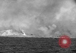 Standbild Landing Vehicle Tracked Iwo Jima, 1945, aus Sekunde 20 historischem Filmmaterial Videoclip 65675047900