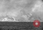 Standbild Landing Vehicle Tracked Iwo Jima, 1945, aus Sekunde 23 historischem Filmmaterial Videoclip 65675047900