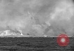 Standbild Landing Vehicle Tracked Iwo Jima, 1945, aus Sekunde 26 historischem Filmmaterial Videoclip 65675047900