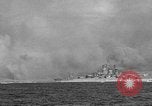 Standbild Landing Vehicle Tracked Iwo Jima, 1945, aus Sekunde 27 historischem Filmmaterial Videoclip 65675047900