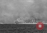 Standbild Landing Vehicle Tracked Iwo Jima, 1945, aus Sekunde 31 historischem Filmmaterial Videoclip 65675047900