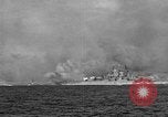 Standbild Landing Vehicle Tracked Iwo Jima, 1945, aus Sekunde 32 historischem Filmmaterial Videoclip 65675047900