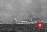 Standbild Landing Vehicle Tracked Iwo Jima, 1945, aus Sekunde 33 historischem Filmmaterial Videoclip 65675047900