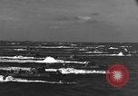 Standbild Landing Vehicle Tracked Iwo Jima, 1945, aus Sekunde 35 historischem Filmmaterial Videoclip 65675047900
