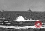 Standbild Landing Vehicle Tracked Iwo Jima, 1945, aus Sekunde 50 historischem Filmmaterial Videoclip 65675047900
