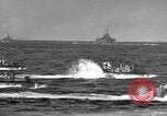 Standbild Landing Vehicle Tracked Iwo Jima, 1945, aus Sekunde 51 historischem Filmmaterial Videoclip 65675047900
