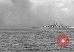 Standbild USA Kriegsschiff Iwo Jima, 1945, aus Sekunde 35 historischem Filmmaterial Videoclip 65675047902