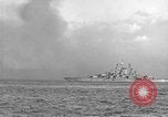 Standbild USA Kriegsschiff Iwo Jima, 1945, aus Sekunde 38 historischem Filmmaterial Videoclip 65675047902