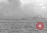 Standbild USA Kriegsschiff Iwo Jima, 1945, aus Sekunde 44 historischem Filmmaterial Videoclip 65675047902