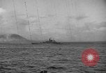 Standbild Beschuss von Iwo Jima Island Iwo Jima, 1945, aus Sekunde 7 historischem Filmmaterial Videoclip 65675047903