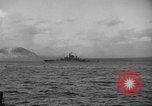 Standbild Beschuss von Iwo Jima Island Iwo Jima, 1945, aus Sekunde 12 historischem Filmmaterial Videoclip 65675047903