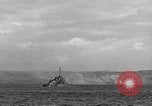 Standbild Beschuss von Iwo Jima Island Iwo Jima, 1945, aus Sekunde 62 historischem Filmmaterial Videoclip 65675047903
