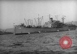 Standbild USS Bayfield APA-33 Hungnam Nordkorea, 1950, aus Sekunde 13 historischem Filmmaterial Videoclip 65675047908