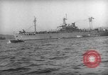 Standbild USS Bayfield APA-33 Hungnam Nordkorea, 1950, aus Sekunde 28 historischem Filmmaterial Videoclip 65675047908