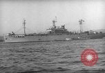 Standbild USS Bayfield APA-33 Hungnam Nordkorea, 1950, aus Sekunde 33 historischem Filmmaterial Videoclip 65675047908