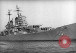Standbild USS Bayfield APA-33 Hungnam Nordkorea, 1950, aus Sekunde 41 historischem Filmmaterial Videoclip 65675047908
