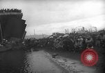 Standbild koreanischen Fluechtlinge Hungnam Nordkorea, 1950, aus Sekunde 11 historischem Filmmaterial Videoclip 65675047909