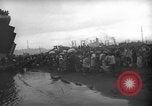 Standbild koreanischen Fluechtlinge Hungnam Nordkorea, 1950, aus Sekunde 13 historischem Filmmaterial Videoclip 65675047909