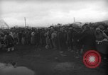 Standbild koreanischen Fluechtlinge Hungnam Nordkorea, 1950, aus Sekunde 22 historischem Filmmaterial Videoclip 65675047909