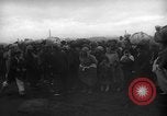 Standbild koreanischen Fluechtlinge Hungnam Nordkorea, 1950, aus Sekunde 26 historischem Filmmaterial Videoclip 65675047909
