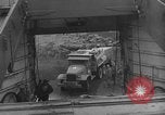 Standbild koreanischen Fluechtlinge Hungnam Nordkorea, 1950, aus Sekunde 41 historischem Filmmaterial Videoclip 65675047909
