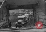 Standbild koreanischen Fluechtlinge Hungnam Nordkorea, 1950, aus Sekunde 43 historischem Filmmaterial Videoclip 65675047909