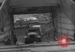 Standbild koreanischen Fluechtlinge Hungnam Nordkorea, 1950, aus Sekunde 48 historischem Filmmaterial Videoclip 65675047909