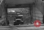 Standbild koreanischen Fluechtlinge Hungnam Nordkorea, 1950, aus Sekunde 49 historischem Filmmaterial Videoclip 65675047909